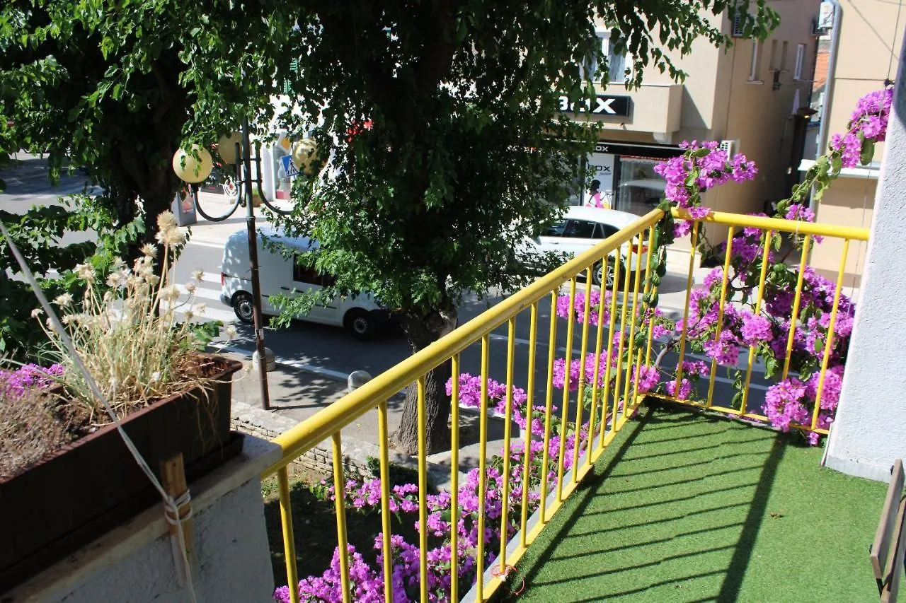 Pele'S Place Biograd Na Moru Croatia