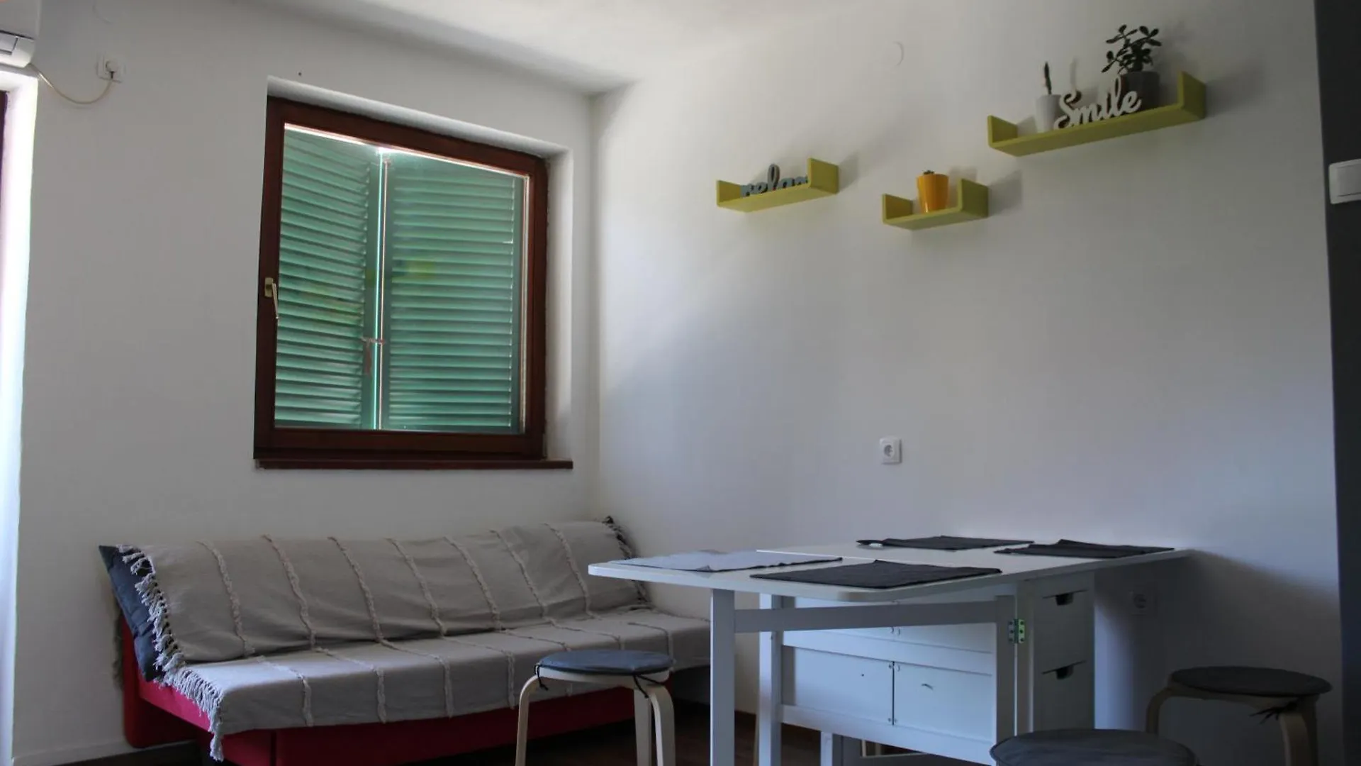 Pele'S Place Biograd Na Moru